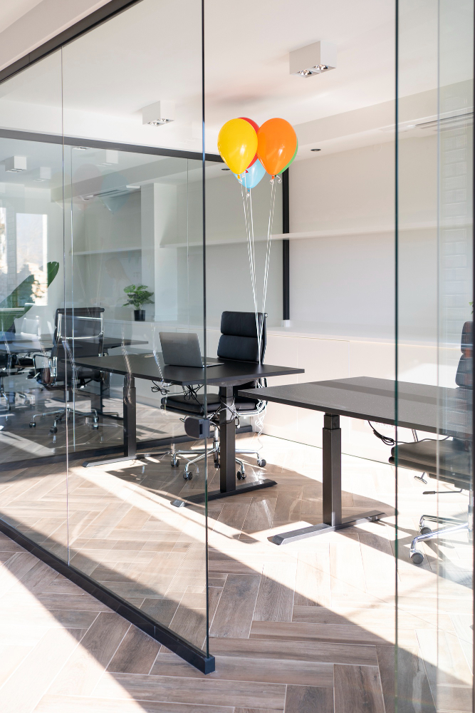 telva glass partitioning